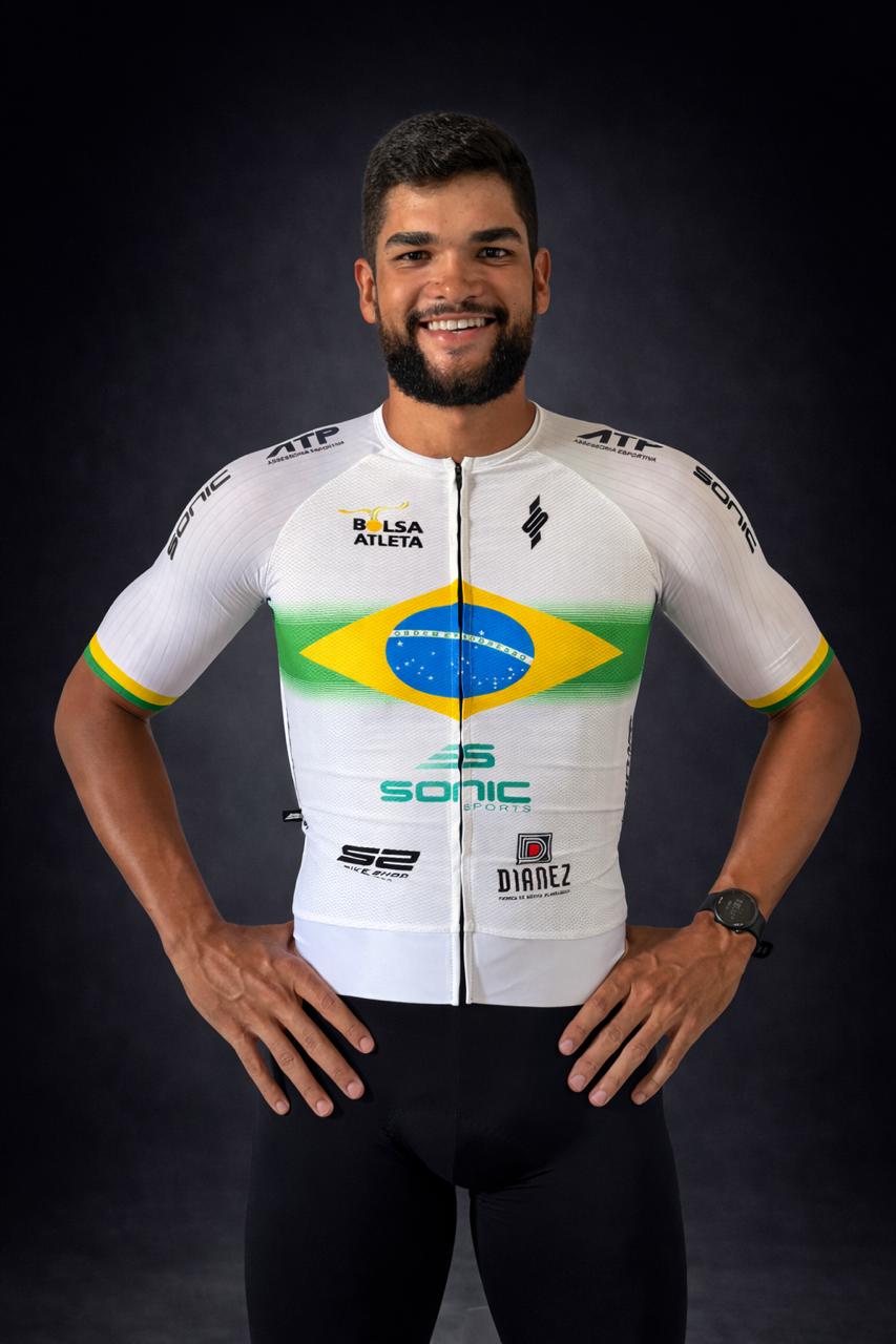 Gabriel Riguiti, atleta de paraciclismo classe C4